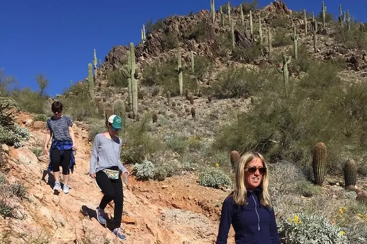 Amazing 2-Hour Guided Hiking Adventure in Phoenix, Arizona
