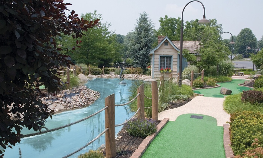 Image 2: $20 For A Round Of Mini Golf For 4 People (Reg. $40)