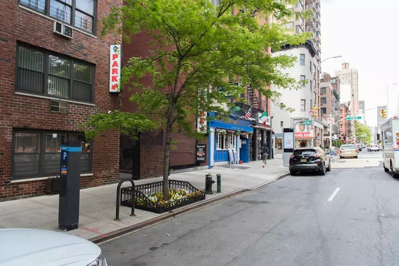 Parking at iPark - 330 Third Parking Garage