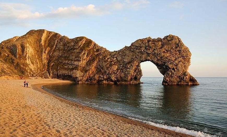 Image 2: Lulworth Cove & Durdle Door Mini-Coach Tour from Bournemouth