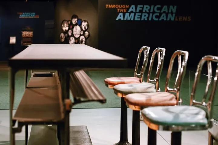 Smithsonian Natural History + American History - Exclusive Tour