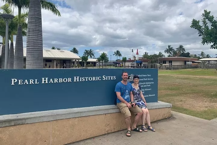 Pearl Harbor [Early Access], USS Arizona & Historic Honolulu Tour