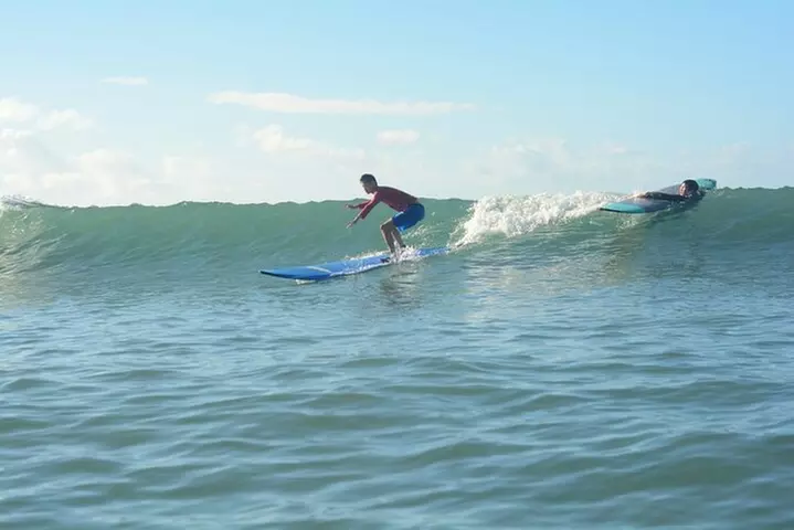 Group Surf Lesson at Kalama Beach in Kihei