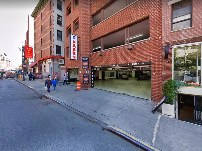 Parking at iPark - 62 Mulberry Parking Garage