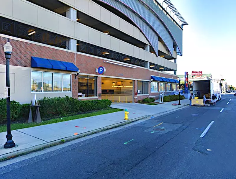 Parking at The Wave Garage - Primary Image