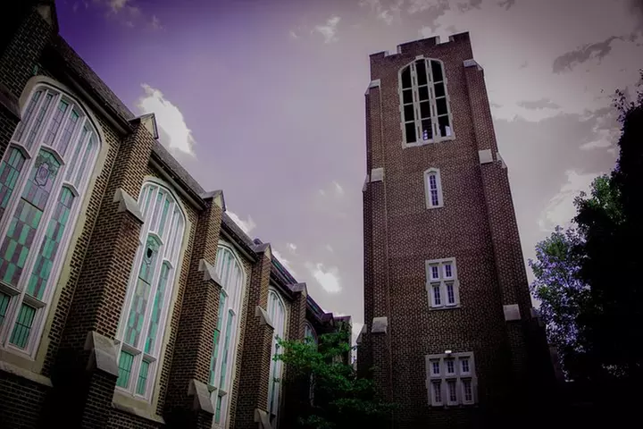 1.5-Hour Cemetery Ghost Hunt in Chattanooga