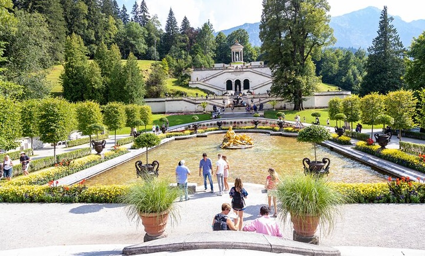 Image 10: Tagesausflug von München nach Neuschwanstein und zum Schloss Linderhof