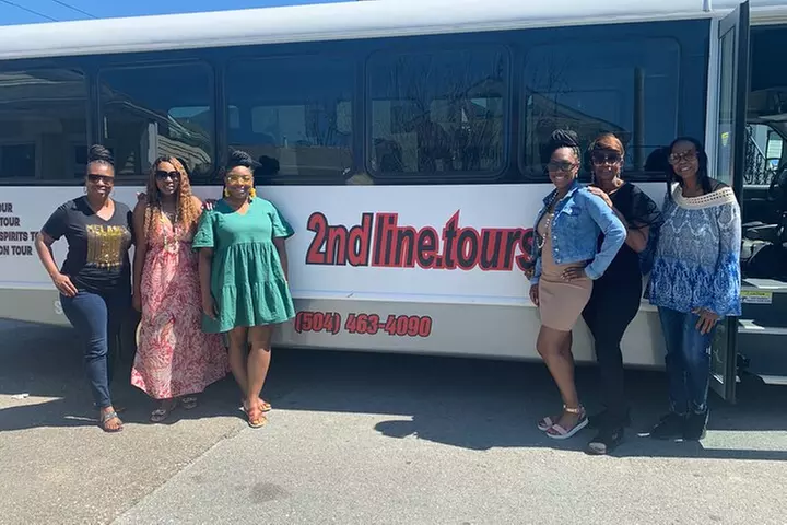 Private New Orleans Music and Culture Tour with Bar Stop