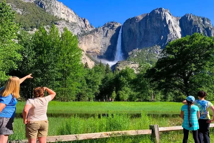 Yosemite and Lake Tahoe 3 Day Vacation PackageHotel Included - Primary Image