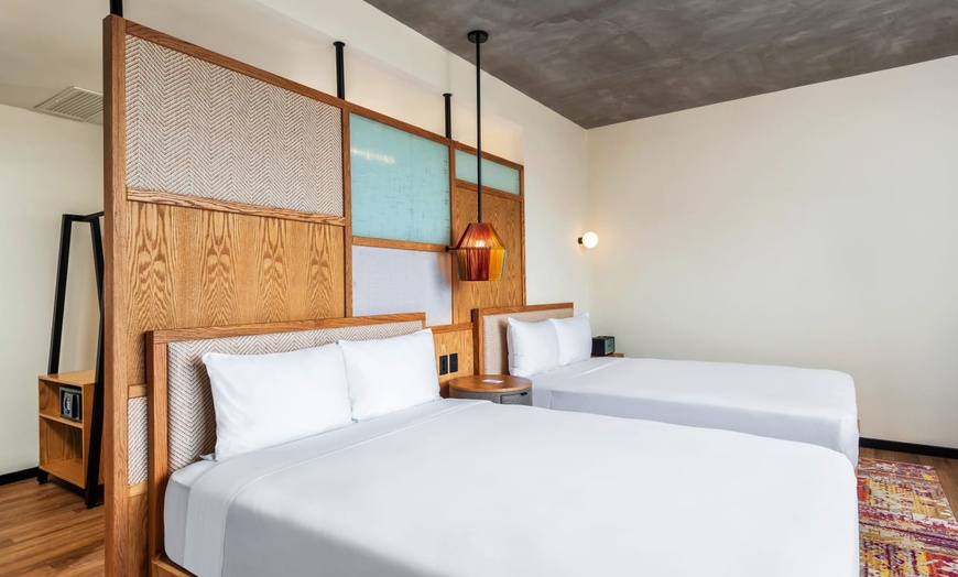 Image 4: ✈ MEXIKO | Tulum - Aloft Tulum 4*, 5 Nächte - Rooftop-Pool