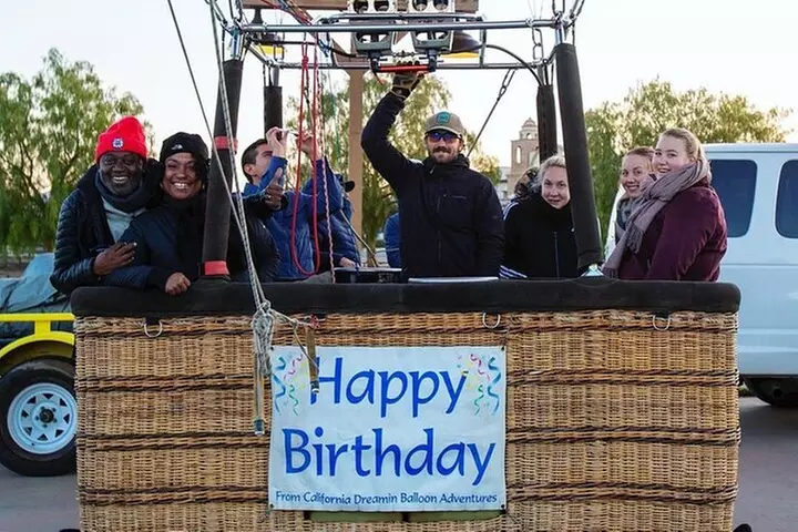 Skyward at Sunrise: A Premiere Temecula Balloon Adventure