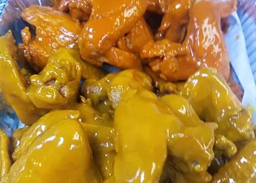 5% Cash Back at Hook Fish & Chicken