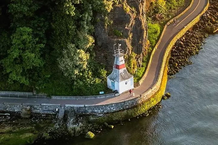 Cycling the Seawall: A Self-Guided Audio Tour Along the Stanley Par...