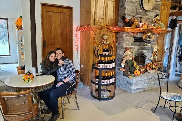 Niagara All American All inclusive Boutique Wine Tour