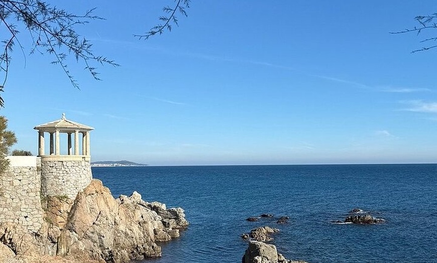 Image 7: Tour de medio día a Tossa de Mar desde Barcelona