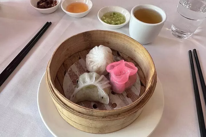 #1 Rated NYC Chinatown Food and History Walking Tour with FNYT