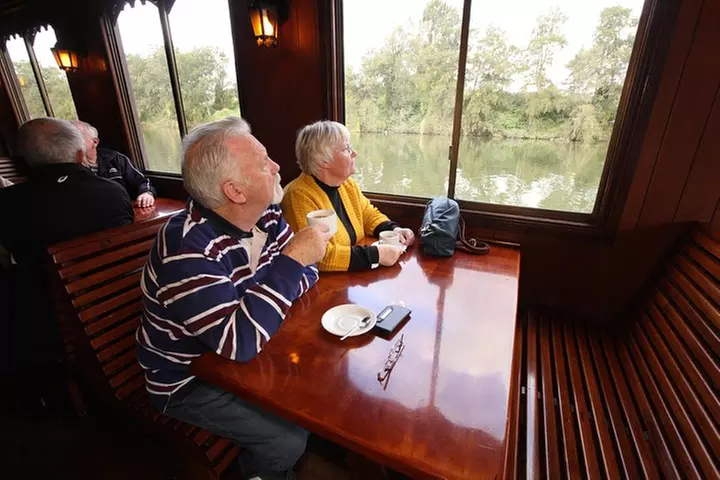 Morning Paddlewheeler Cruise in the Gorge