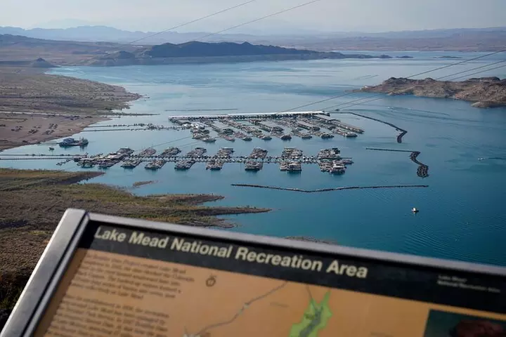 Hoover Dam Express Walk on Top Tour