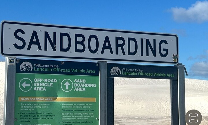 Image 14: 4WD Pinnacles Desert Turquoise Coast and Sand Boarding Adventure