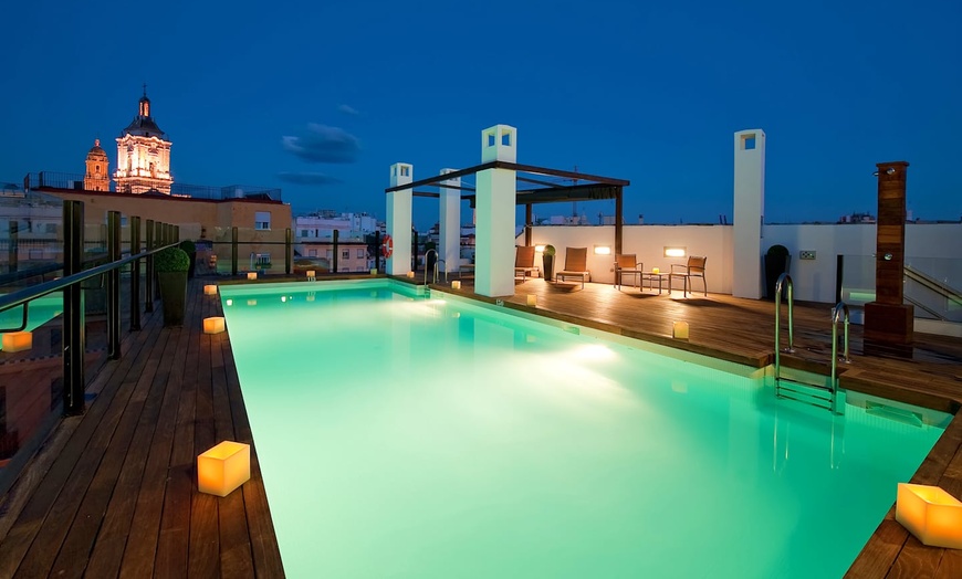 Image 1: ✈ COSTA DEL SOL | Malaga - Vincci Seleccion Posada del patio 5*, 3 ...