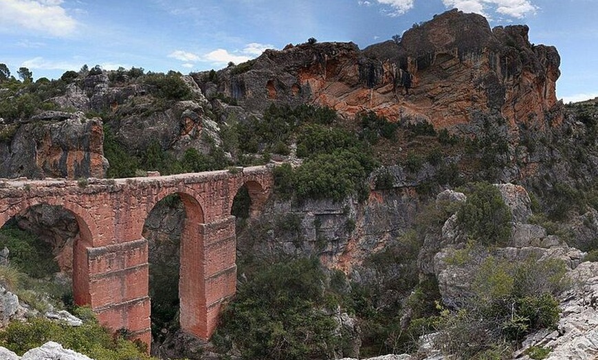 Image 2: Tour privado de senderismo al acueducto romano de Peña Cortada
