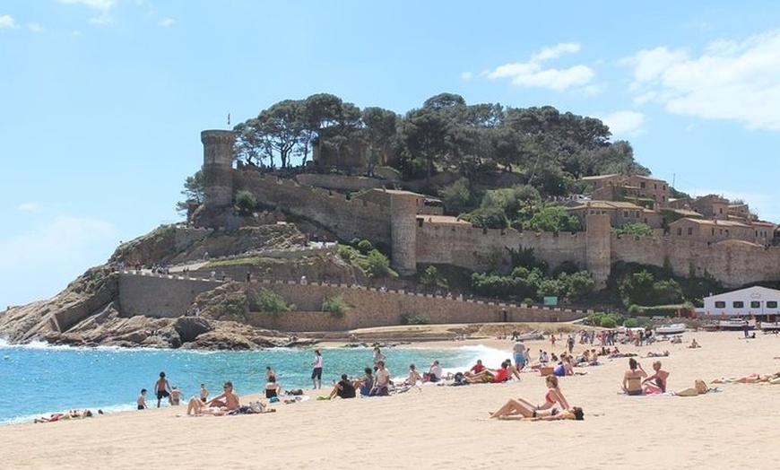 Image 9: Excursión de una día a la Costa Brava con paseo en barco