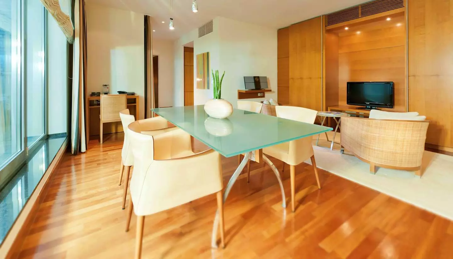 ✈ DEUTSCHLAND | Köln - Dorint Hotel An der Messe Köln 4*, 2 Nächte ...