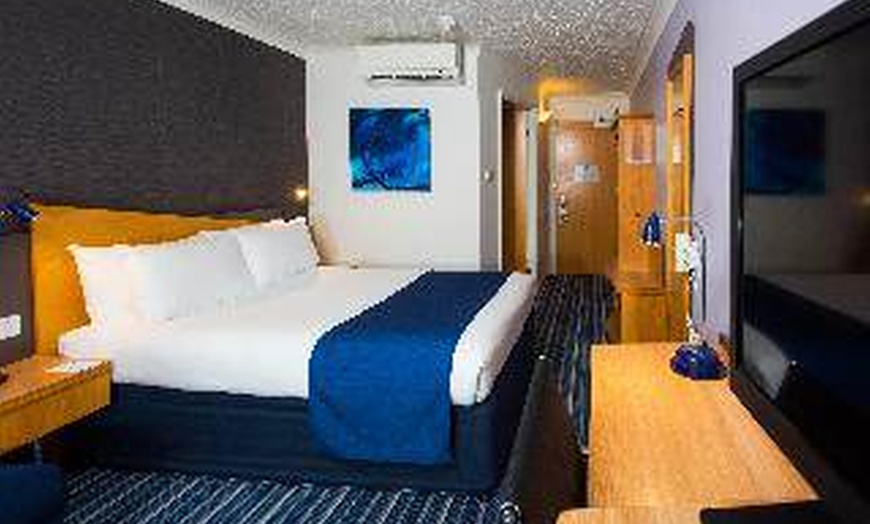 Image 28: ✈ WIELKA BRYTANIA | Londyn - Holiday Inn Express London - Wandswort...