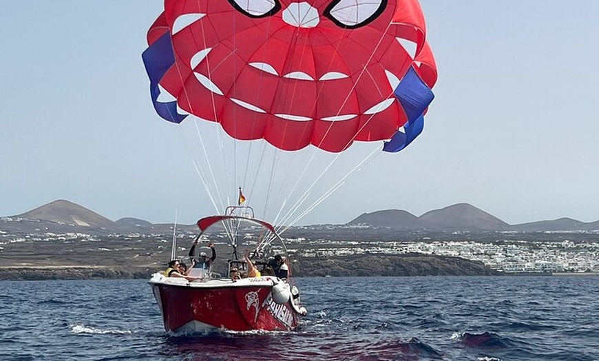 Image 3: Parasailing Lanzarote