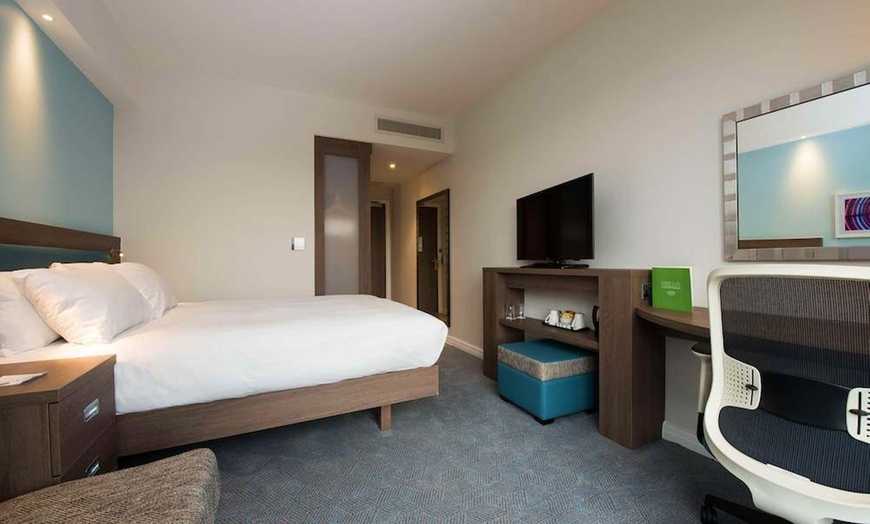 Image 17: ✈ SCHOTLAND | Edinburgh - Hampton by Hilton Edinburgh West End 3*, ...