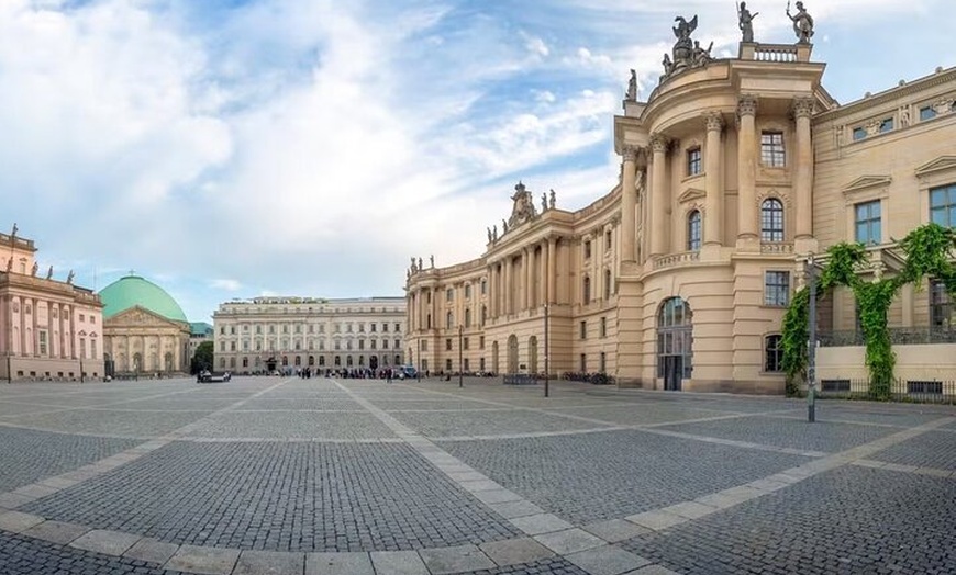 Image 7: Berlin Historische Sehenswürdigkeiten Führung mit Museumsinselpass