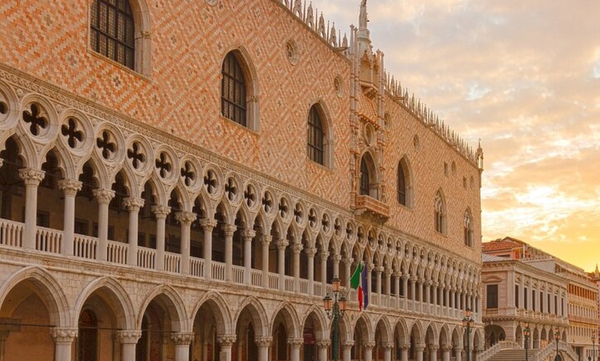 Image 8: Venezia in treno da Milano in giornata (Tour indipendente)