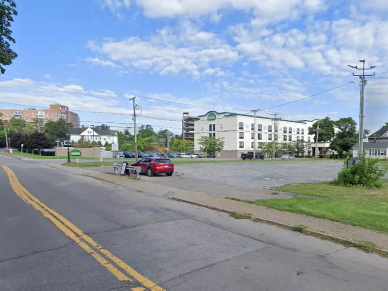Parking at 402 Buffalo Ave. Lot - P8030