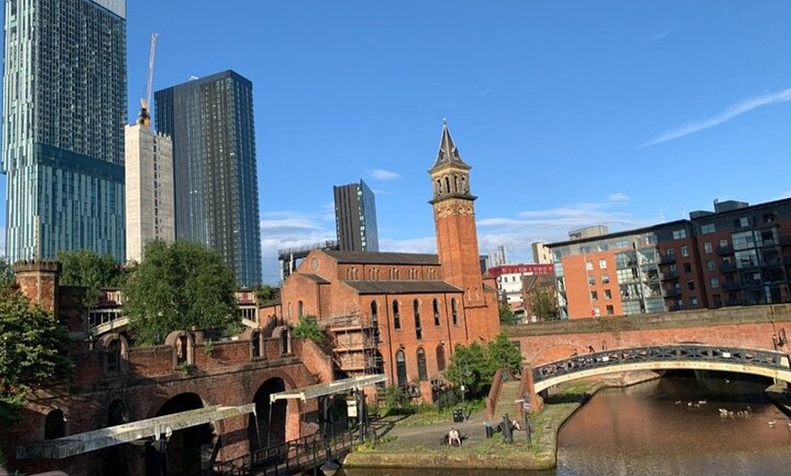 Image 4: Experience the Manchester 5 Quarters Walking Tour