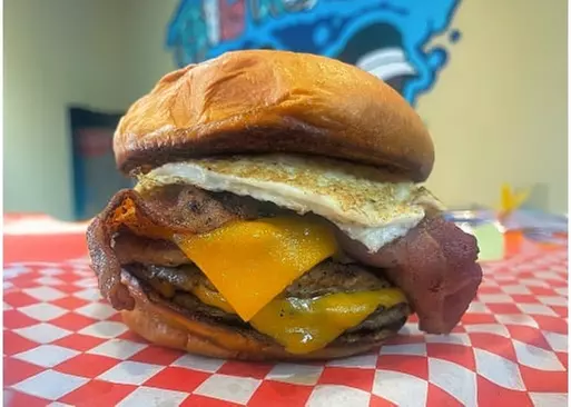 5% Cash Back at Bigworm's Bakery and Deli