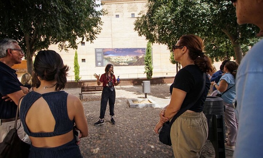 Image 9: Tour de medio día a Toledo desde Madrid opcional Iglesia de Santo Tomé