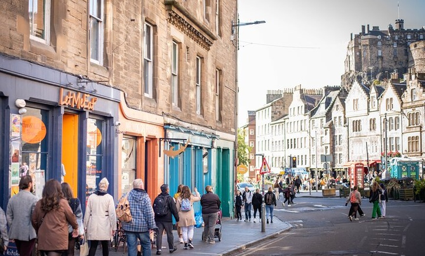 Image 2: Guided Walking Tour of Edinburgh's Historic Old and New Towns