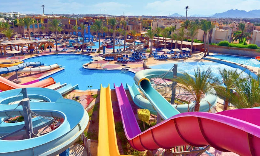 Image 1: ✈ EGYPTE | Sharm El Sheikh - Sea Beach Aqua Park Resort 4* - Aqua Parc