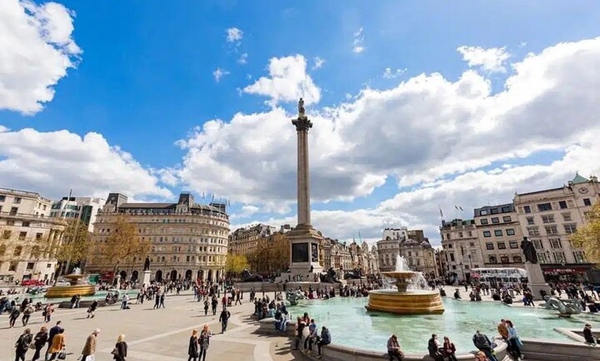 Image 11: London Walking Tour VIP