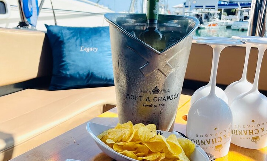 Image 9: Alquiler de Barcos Privados 2H en Estepona