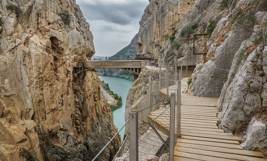 Image 2: Desfiladero del Caminito del Rey & El Chorro : Tour Privado desde M...