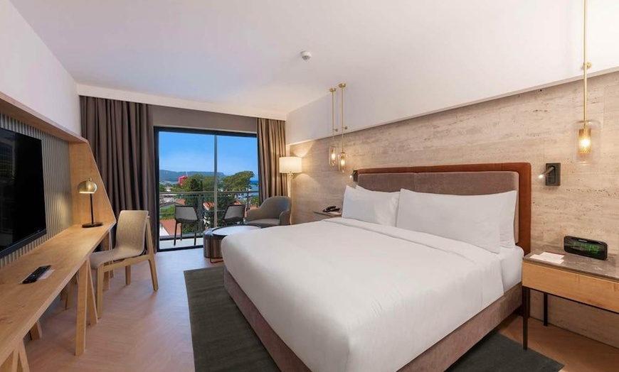 Image 4: ✈ ANTALYA ET SA RÉGION | Kemer - DoubleTree by Hilton Antalya-Kemer...