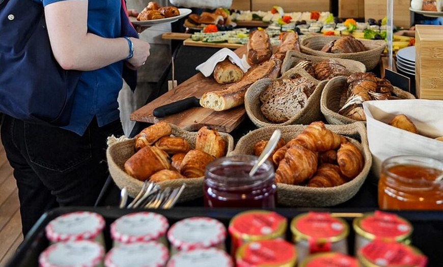Image 14: Paris Croisière Brunch avec Buffets et Live Cuisine