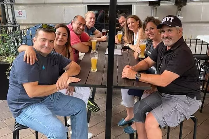 Small-Group History Tour Pub Crawl of Washington, D.C.