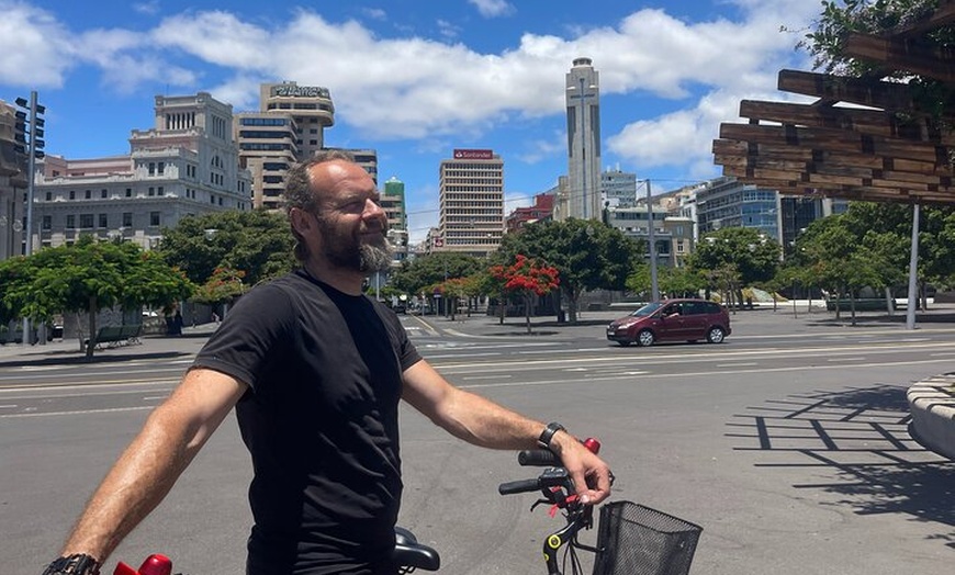 Image 3: Visita guiada en bicicleta de 1,5 horas por Santa Cruz de Tenerife