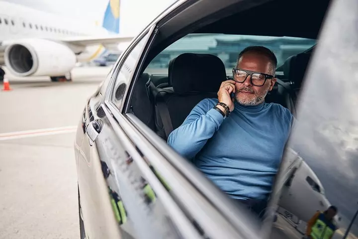 O'Hare Airport Transfer to Chicago, Sedan, Curbside - Top Rated