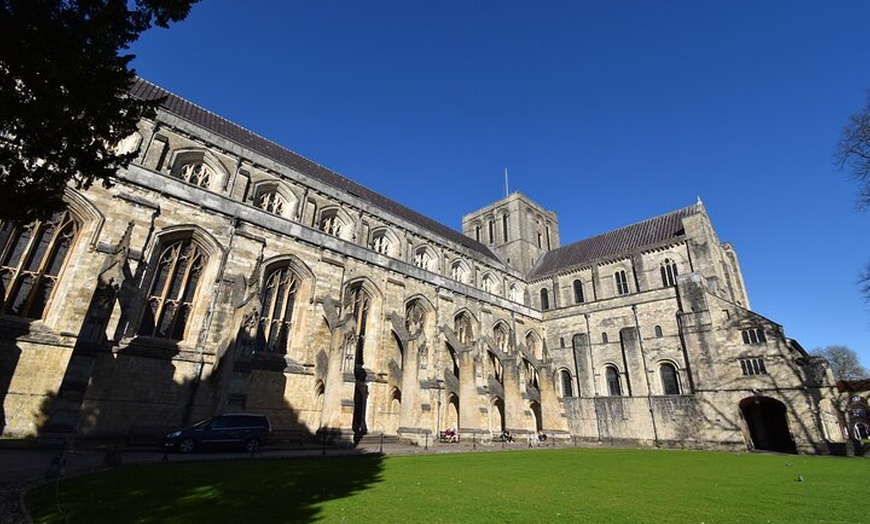 Image 4: Private Taxi Tour to Stonehenge and Winchester Cathedral