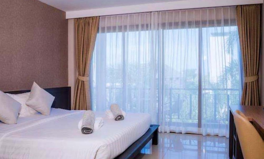 Image 158: ✈ POŁUDNIOWA TAJLANDIA | Phuket - Casa Del M 4* - Odkryty basen