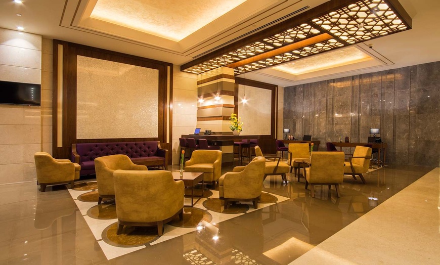 Image 17: ✈ ZJEDNOCZONE EMIRATY ARABSKIE | Dubaj - Golden Tulip Media Hotel 4...