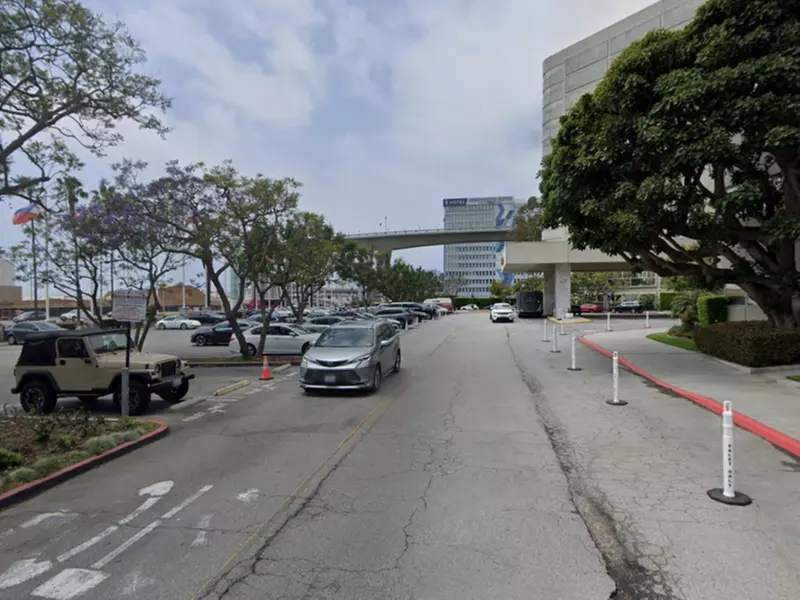 Parking at Sheraton Gateway Parking LAX - Valet
